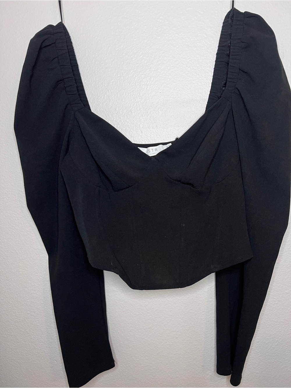Astr Black Puff Sleeve Cropped Blouse